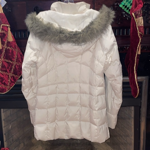 Colombia is women’s jacket - Picture 3 of 4